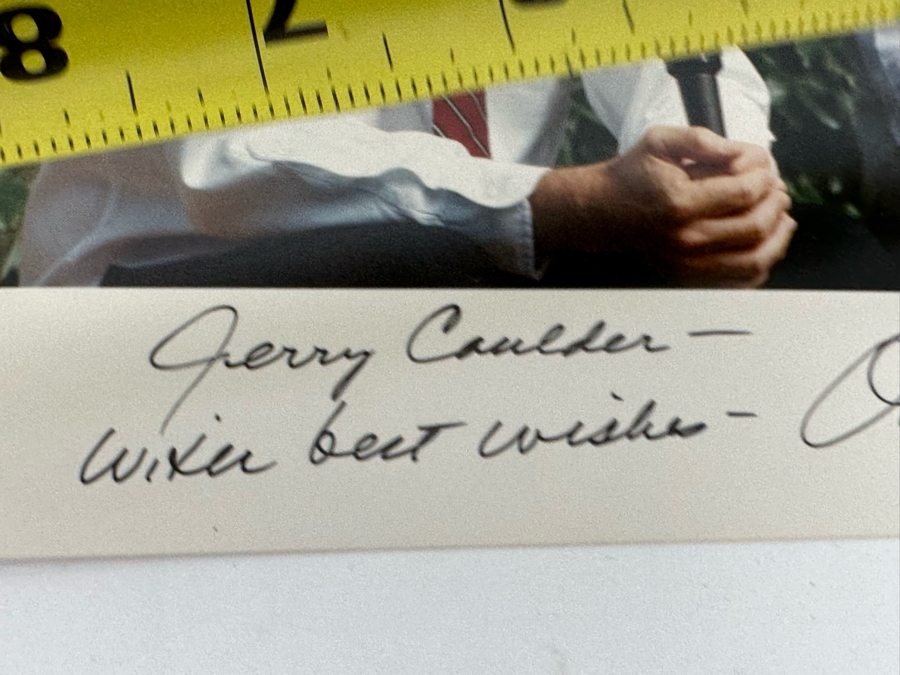 Hand Signed Dan Quayle Photograph Of Vice President Of United States From 1989-1993 With Client 8 X 6 [Photo 5]