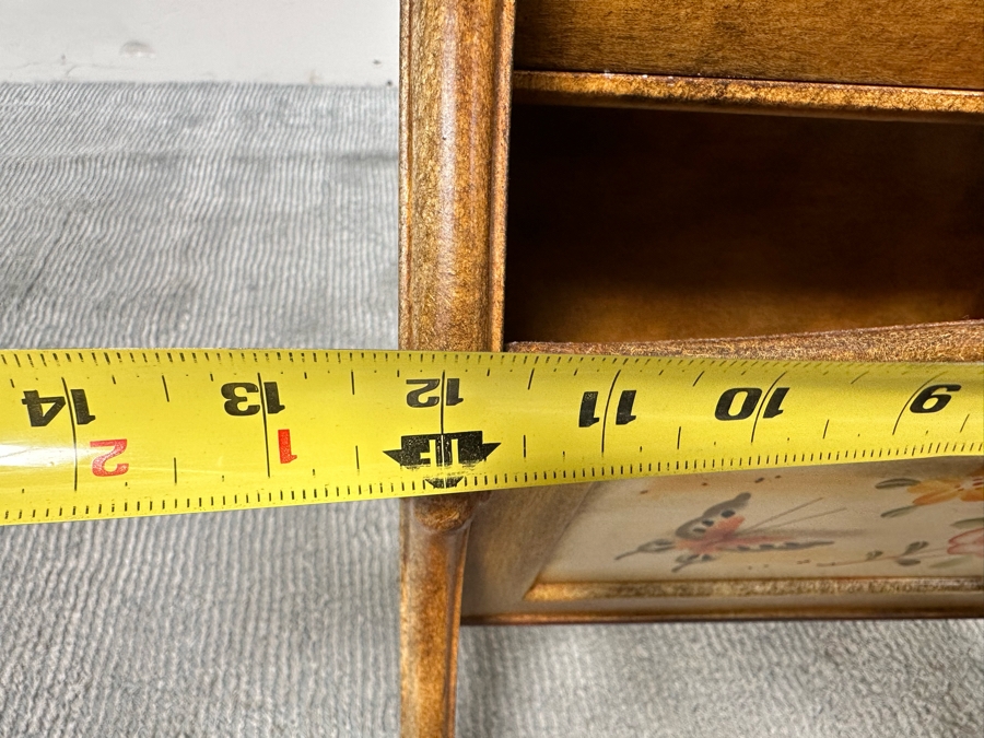 Frestanding Magazine Rack 12W X 9D X 36H [Photo 7]