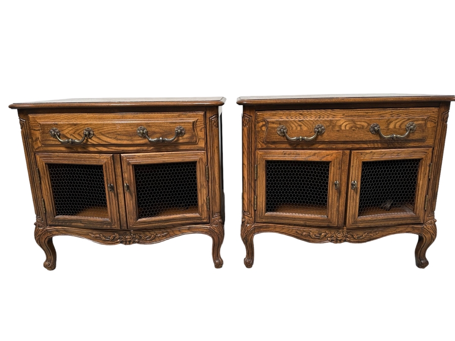 Pair Of Henredon Four Centuries Wooden Nightstands 28W X 19D X 25H