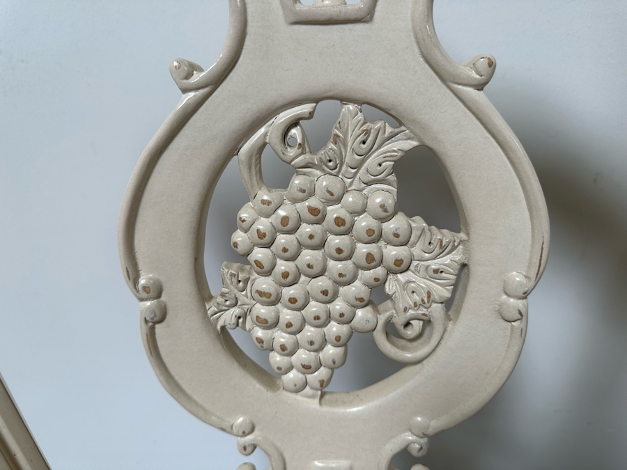 Pair Of Frontgate Swivel Bar Stools 25H Seat Height [Photo 7]