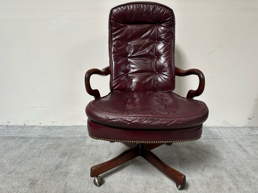 Classic Leather Executive Desk Chair With Brass Nailhead Trim [Photo 3]