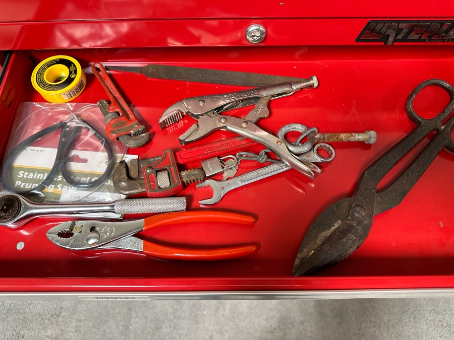 Waterloo Shop Series Tool Chests With Tools 26.5W X 14D X 46.5H - See Photos [Photo 5]