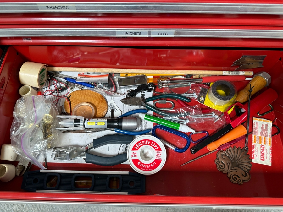 Waterloo Shop Series Tool Chests With Tools 26.5W X 14D X 46.5H - See Photos [Photo 9]