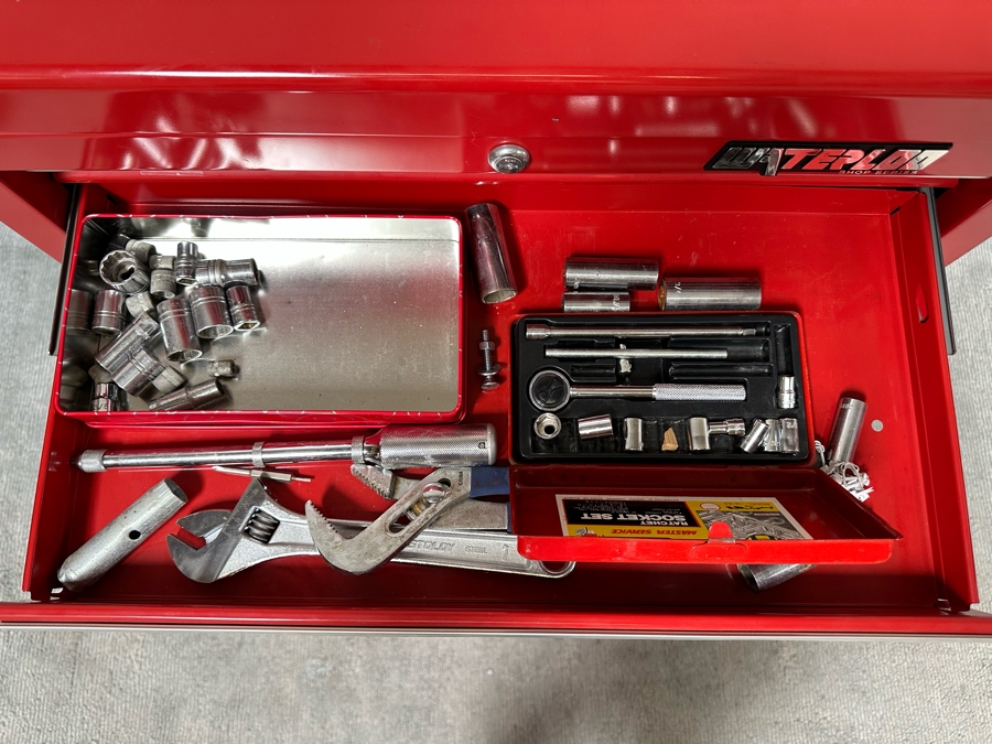 Waterloo Shop Series Tool Chests With Tools 26.5W X 14D X 46.5H - See Photos [Photo 6]