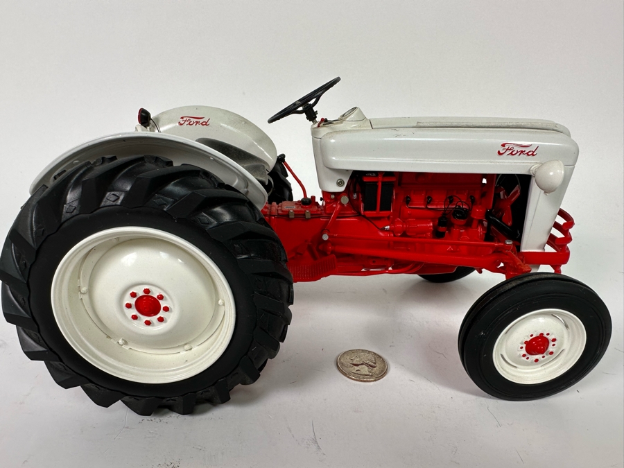 1958 Ford Tractor Franklin Mint Precision Models 10.5W X 6D X 5H [Photo 2]