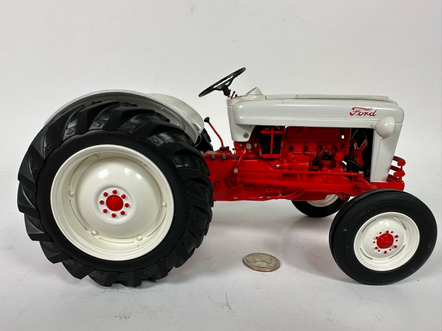 1958 Ford Tractor Franklin Mint Precision Models 10.5W X 6D X 5H [Photo 3]
