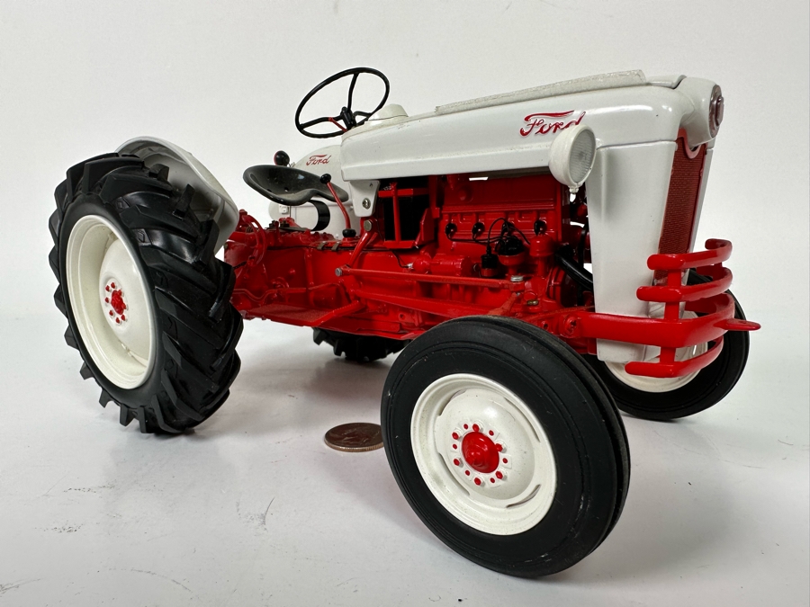 1958 Ford Tractor Franklin Mint Precision Models 10.5W X 6D X 5H