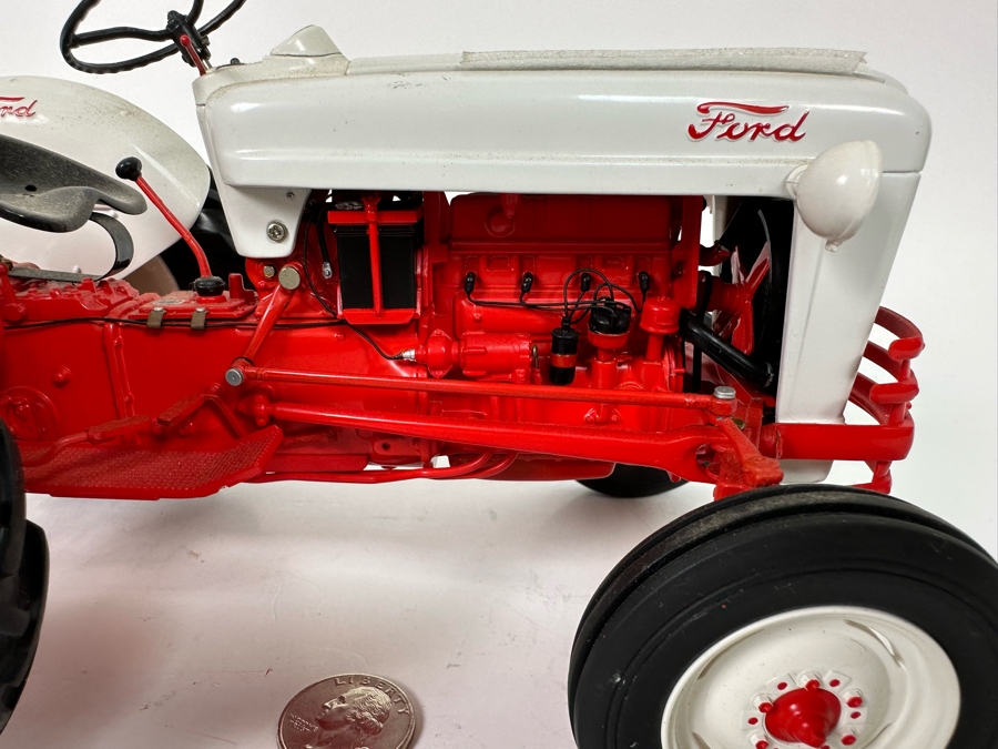 1958 Ford Tractor Franklin Mint Precision Models 10.5W X 6D X 5H [Photo 4]