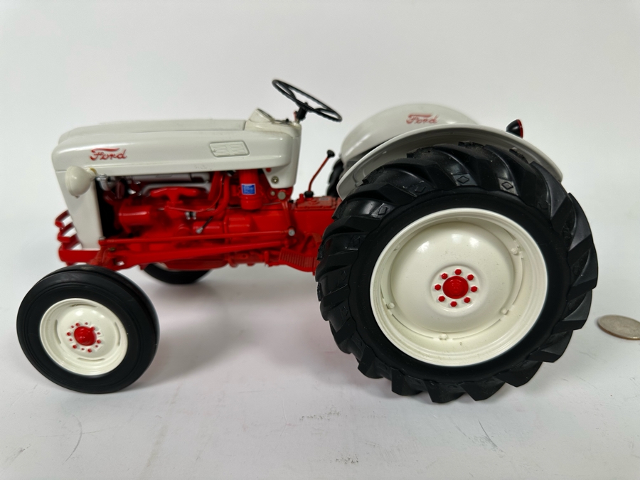 1958 Ford Tractor Franklin Mint Precision Models 10.5W X 6D X 5H [Photo 9]