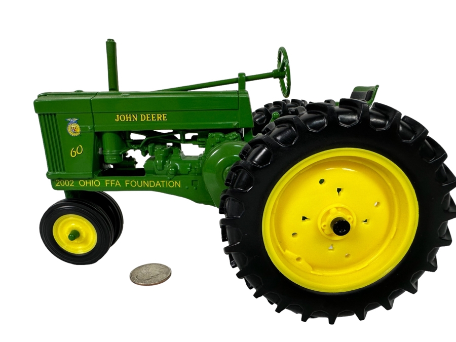Ertl 2002 Ohio FFA Foundation John Deere Model 60 Tractor 1:16 8.5W X 5.5D X 5H [Photo 1]