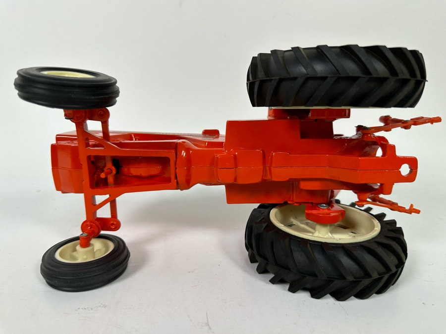 2003 Iowa FFA Allis-Chalmers 185 1:16 Scale Models Tractor 10W X 5.5D X 5.5H [Photo 11]