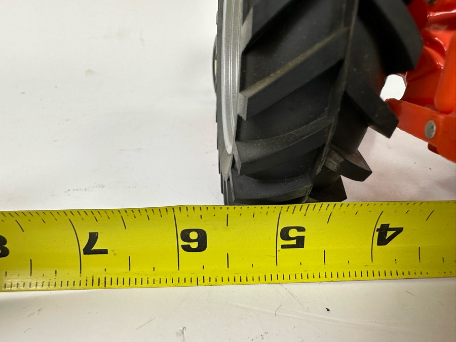 2003 Iowa FFA Allis-Chalmers 185 1:16 Scale Models Tractor 10W X 5.5D X 5.5H [Photo 13]