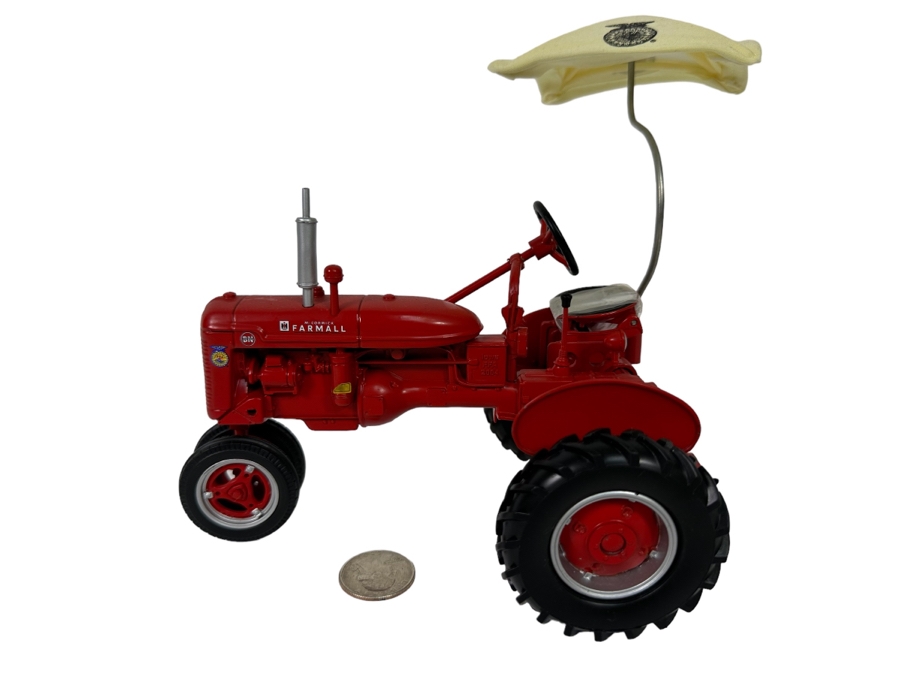Ertl 2004 Iowa FFA IH Farmall BN Limited Edition Tractor 1:15 With Umbrella 7W X 4.5D X 7H [Photo 1]