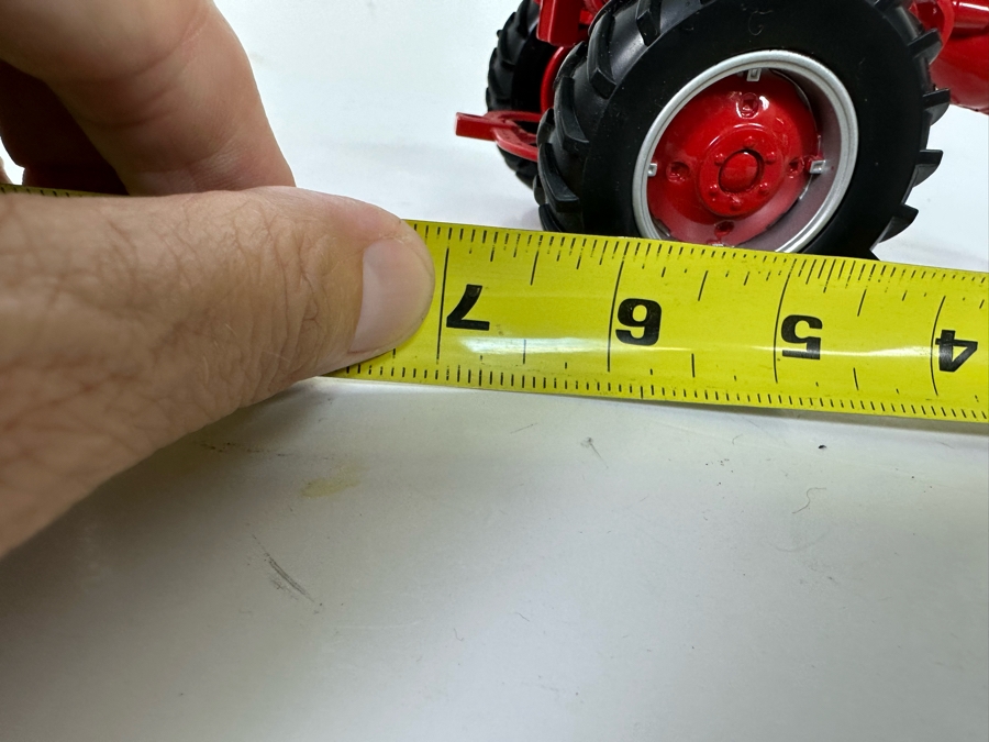 Ertl 2004 Iowa FFA IH Farmall BN Limited Edition Tractor 1:15 With Umbrella 7W X 4.5D X 7H [Photo 12]