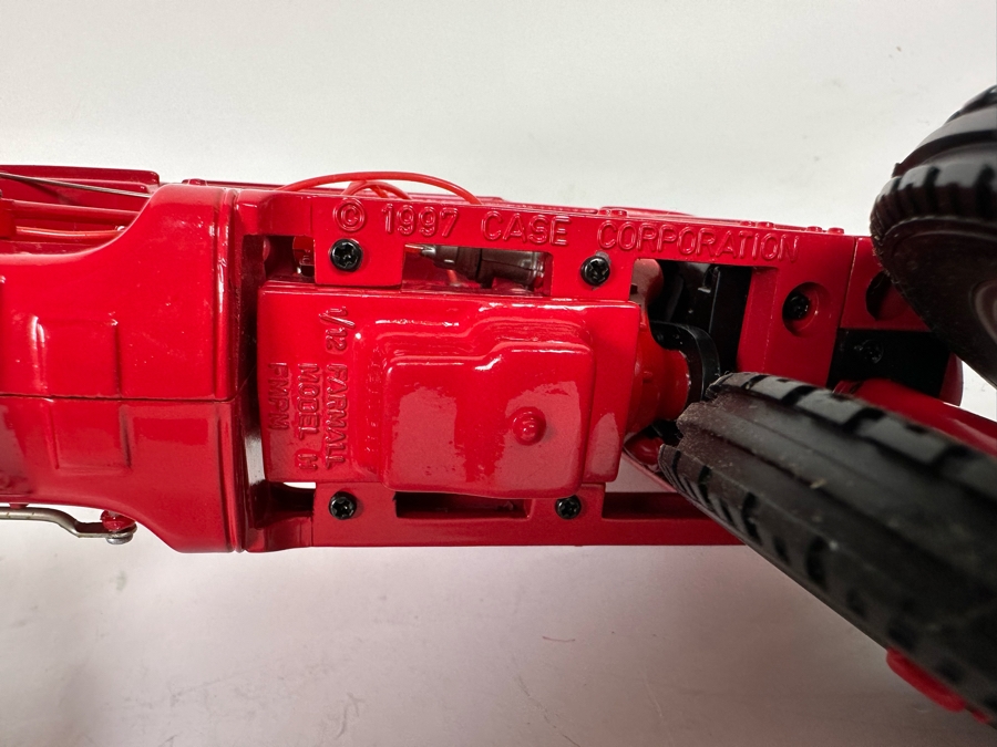 Farmall Model H Franklin Mint Precision Models Tractor 1:12 [Photo 14]