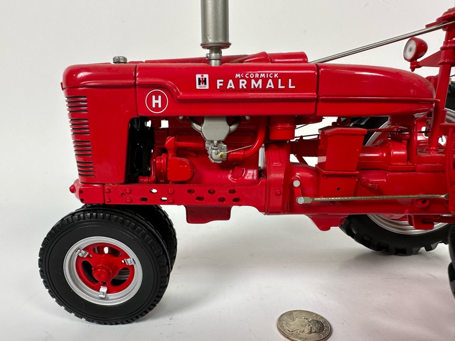 Farmall Model H Franklin Mint Precision Models Tractor 1:12 [Photo 5]