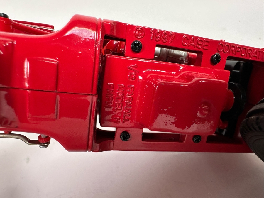 Farmall Model H Franklin Mint Precision Models Tractor 1:12 [Photo 15]
