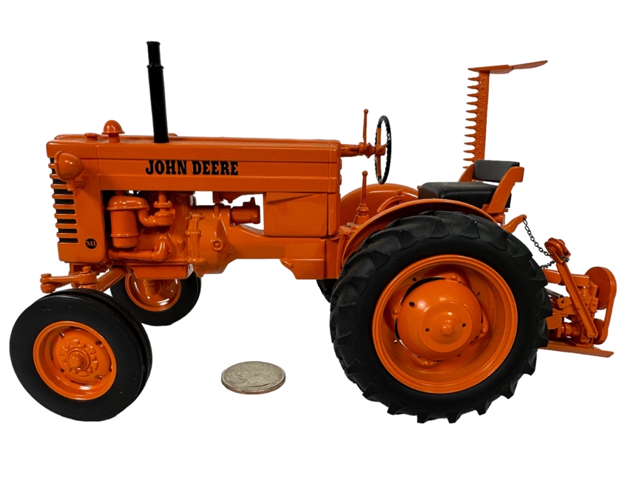 Ertl John Deere MT Utility Tractor With Mower 1:16 Scale Model 8W X 6D X 5H [Photo 1]