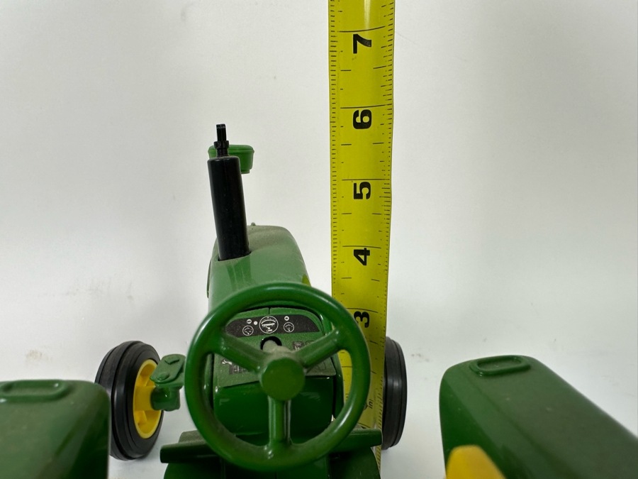 2002 Michigan FFA Foundation John Deere 4010 Diesel Tractor Limited Edition 1:16 Scale Model 9.5W X 5.5D X 6H [Photo 13]