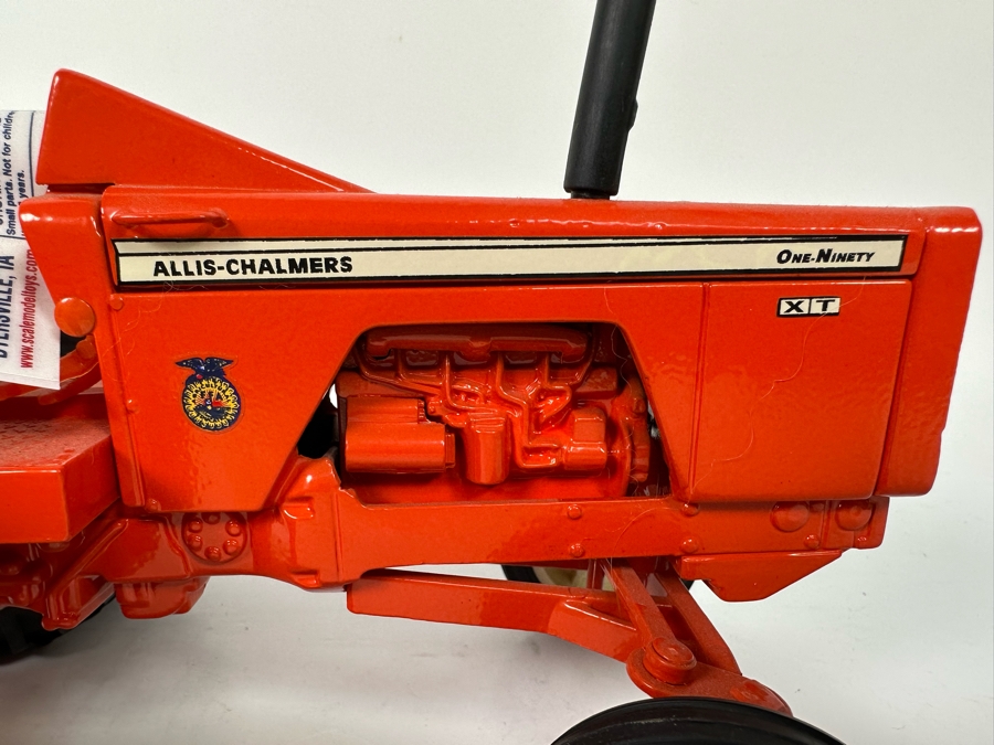 2005 Iowa FFA Allis-Chalmers 190XT Tractor With Duals 1:16 Scale Model 10.5W X 7.5D X 6H [Photo 5]