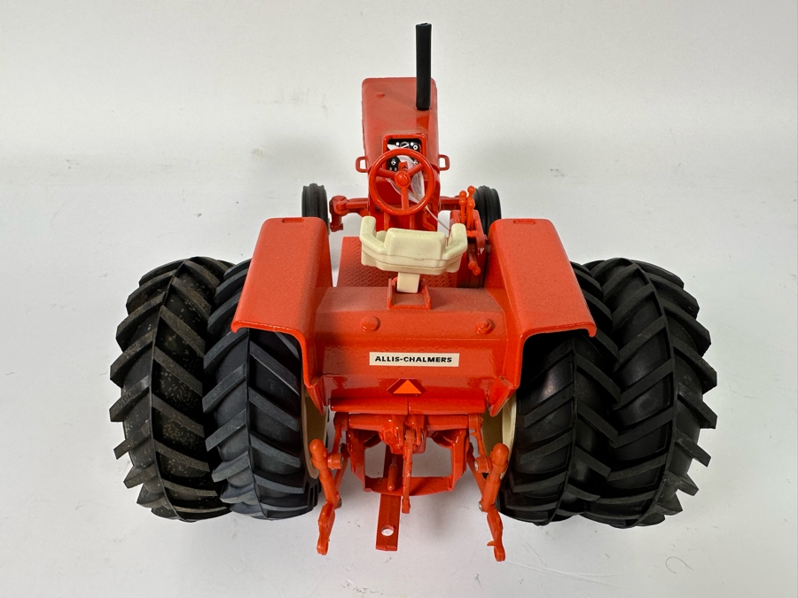 2005 Iowa FFA Allis-Chalmers 190XT Tractor With Duals 1:16 Scale Model 10.5W X 7.5D X 6H [Photo 17]