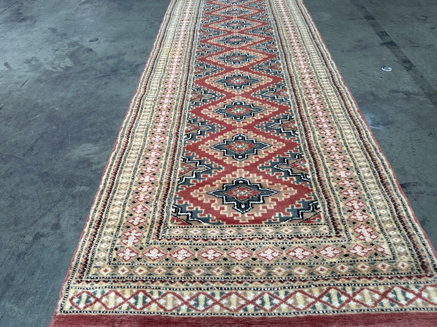 Hand Knotted Wool Persian Runner Rug From Pakistan 31.5W X 118L [Photo 6]