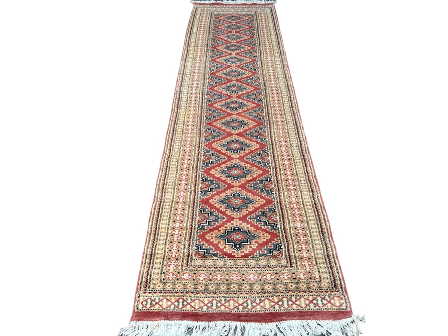 Hand Knotted Wool Persian Runner Rug From Pakistan 31.5W X 118L
