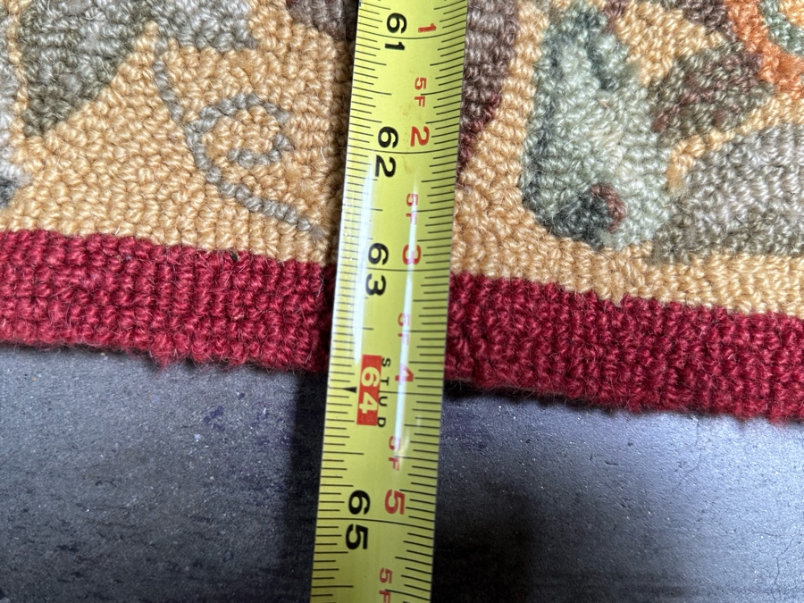 Vintage Hooked Area Rug 64 X 40 [Photo 10]