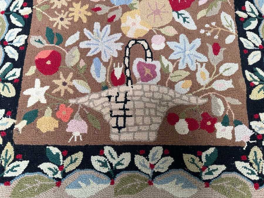 Vintage Hooked Area Rug 37.5 X 66 [Photo 5]