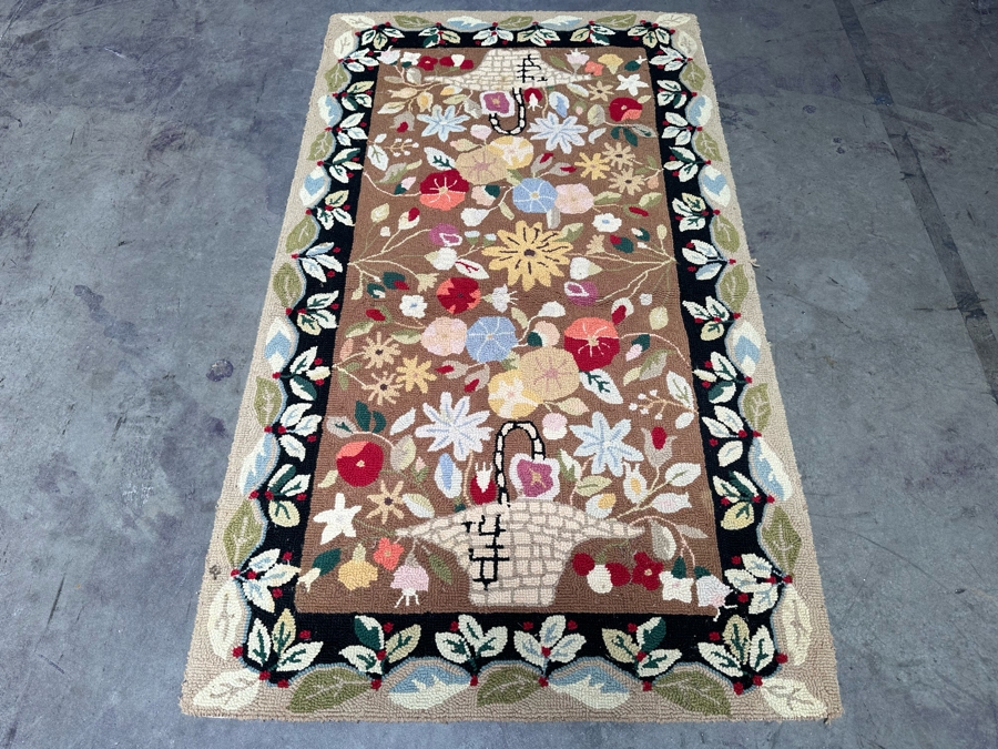 Vintage Hooked Area Rug 37.5 X 66 [Photo 3]