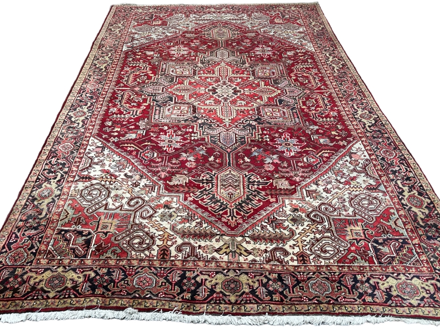 Hand Knotted Wool Persian Geometric Area Rug 114 X 169