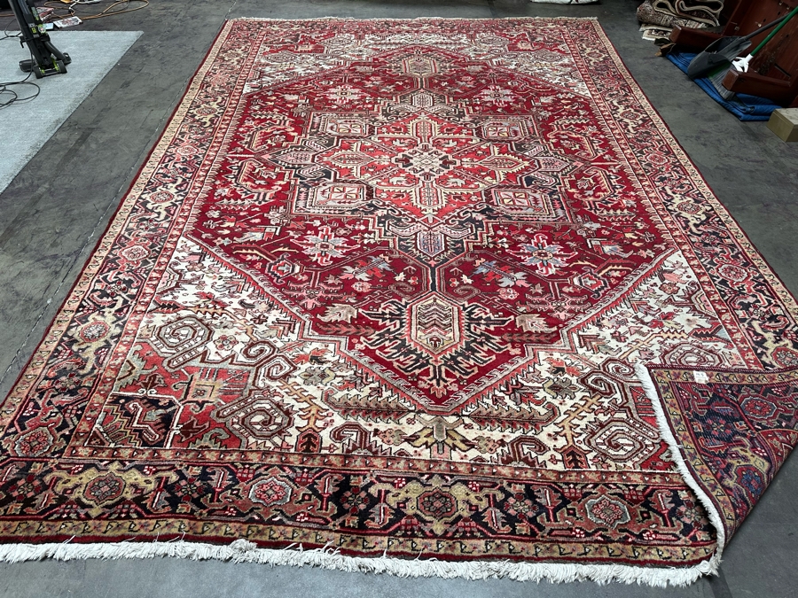 Hand Knotted Wool Persian Geometric Area Rug 114 X 169 [Photo 14]