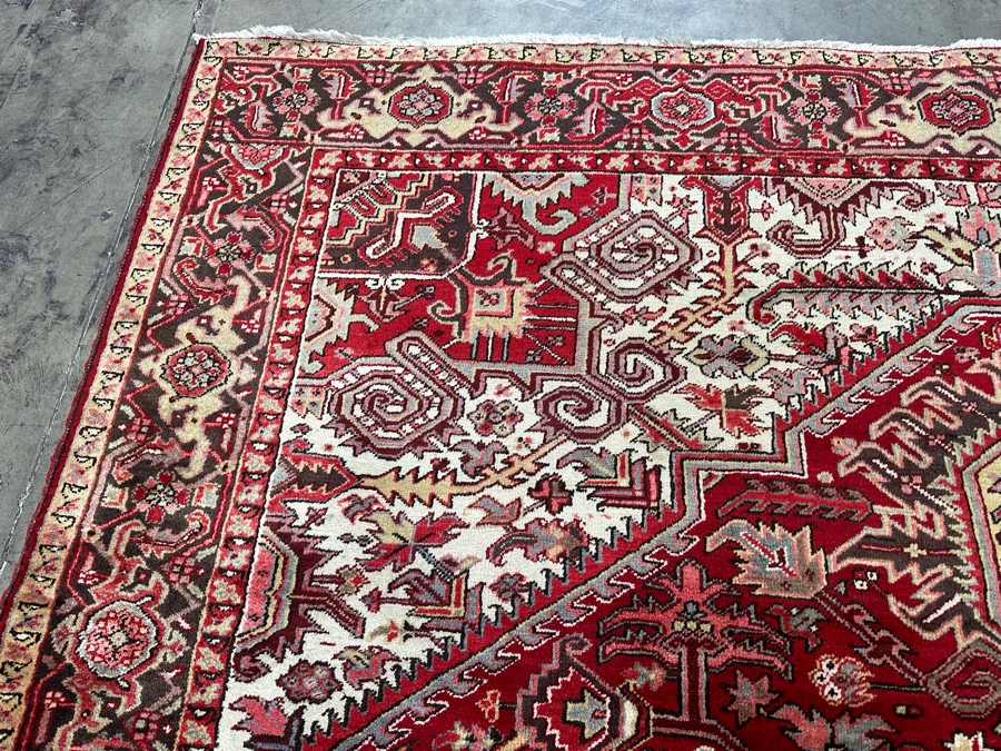 Hand Knotted Wool Persian Geometric Area Rug 114 X 169 [Photo 10]