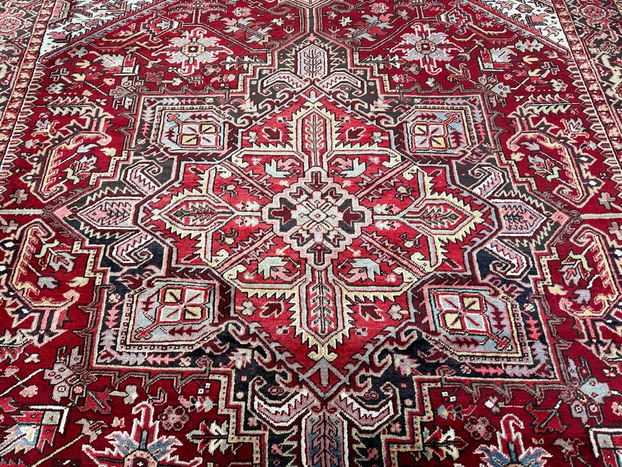 Hand Knotted Wool Persian Geometric Area Rug 114 X 169 [Photo 8]