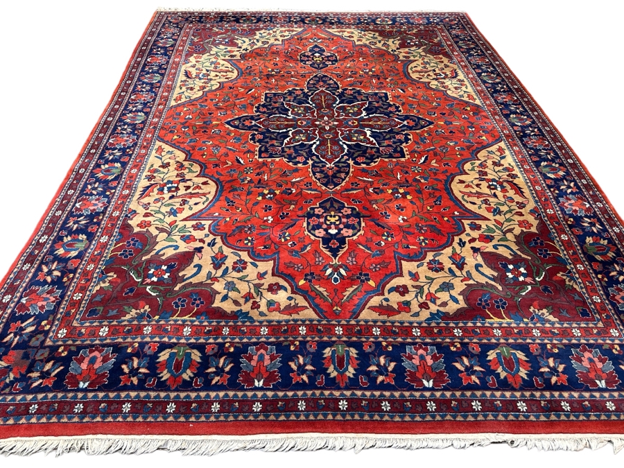 Beautiful Hand Knotted Wool Persian Area Rug Thick Pile 118.5 X 160