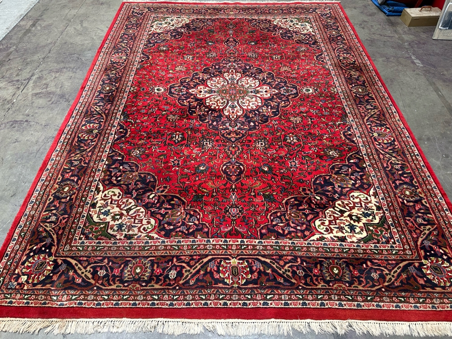 Stunning Hand Knotted Wool Persian Area Rug 100 X 138 [Photo 2]