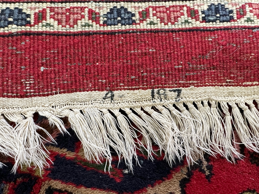 Stunning Hand Knotted Wool Persian Area Rug 100 X 138 [Photo 15]