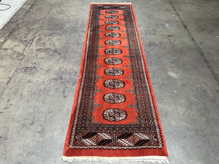 Hand Knotted Wool Persian Runner Rug 30.5 X 108 [Photo 2]