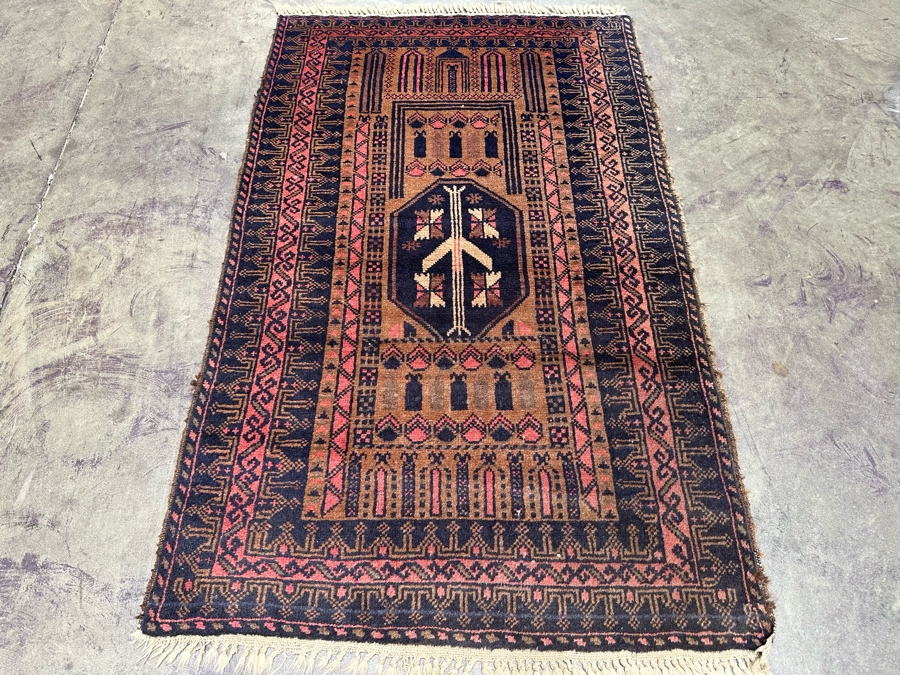 Vintage Hand Knotted Wool Persian Area Rug 36 X 60 [Photo 3]