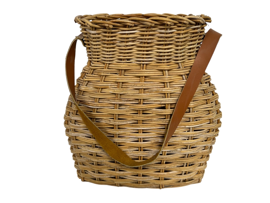Woven Wicker Basket With Leather Strap 18W X 14D X 20H [FR]