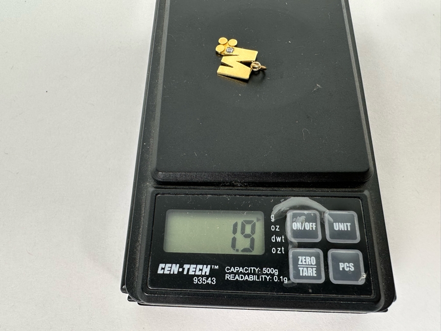 14K Gold Mycogen M Pendant With Stone 1.9g [Photo 7]