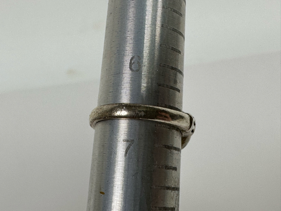 Pair Of Sterling Silver Rings Size 5 (L) And Size 6.75 (R) 7.1g [Photo 13]