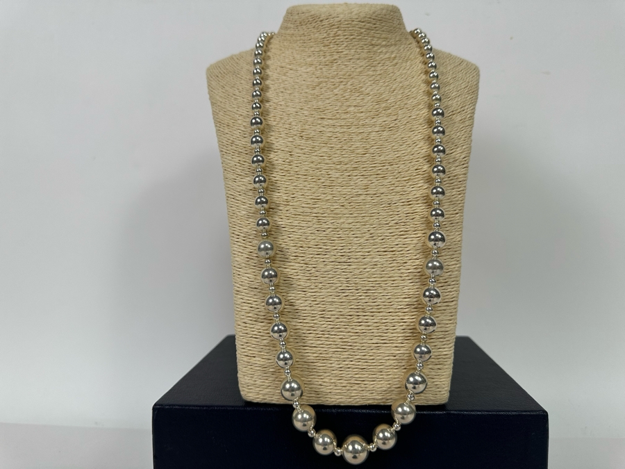 Stunning Sterling Silver Graduated SS Beaded 30' Necklace 60.6g