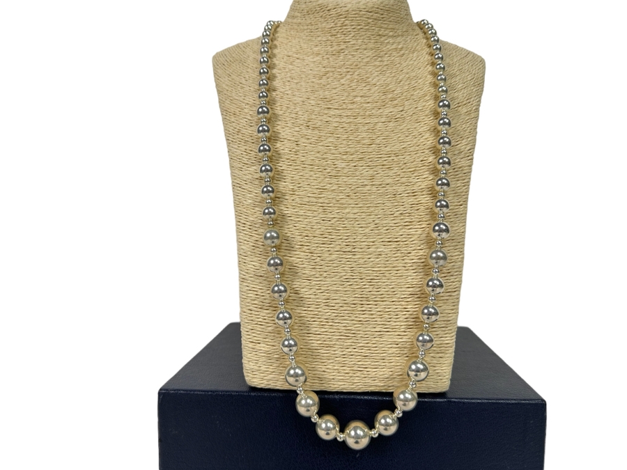 Stunning Sterling Silver Graduated SS Beaded 30' Necklace 60.6g [Photo 1]