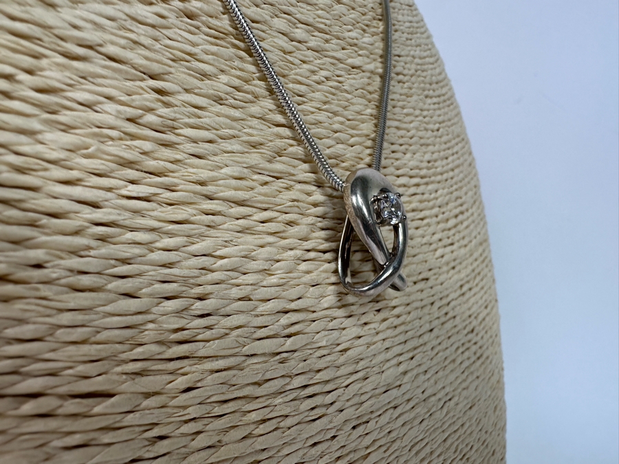 Sterling Silver Pendant With Sterling Silver 18' Necklace 9.9g [Photo 6]