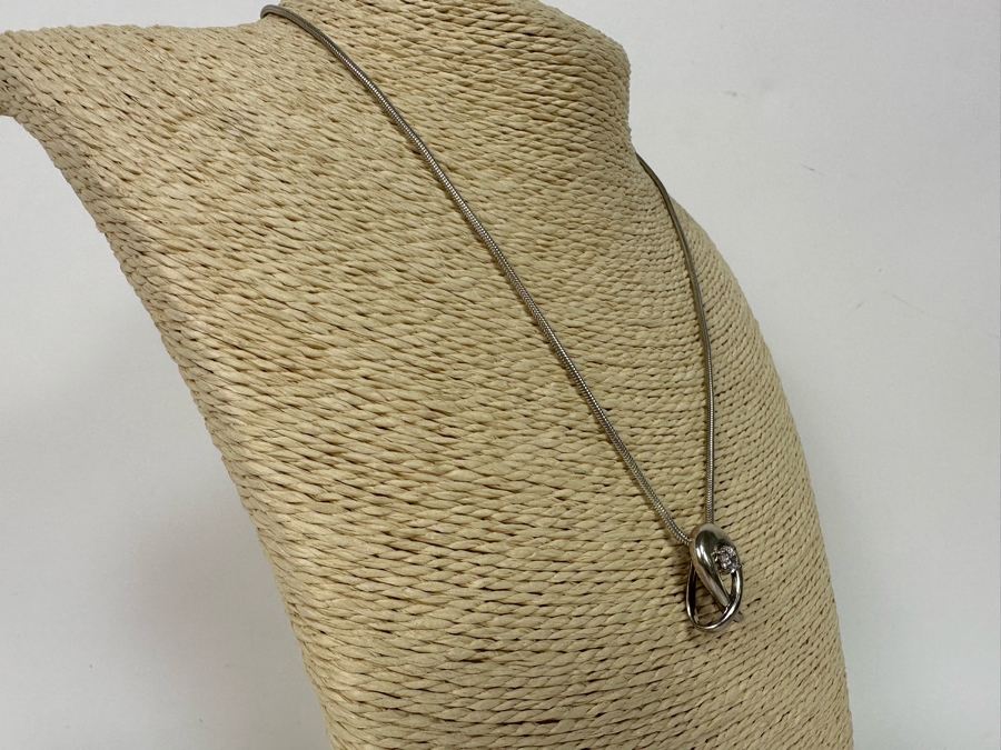 Sterling Silver Pendant With Sterling Silver 18' Necklace 9.9g [Photo 5]