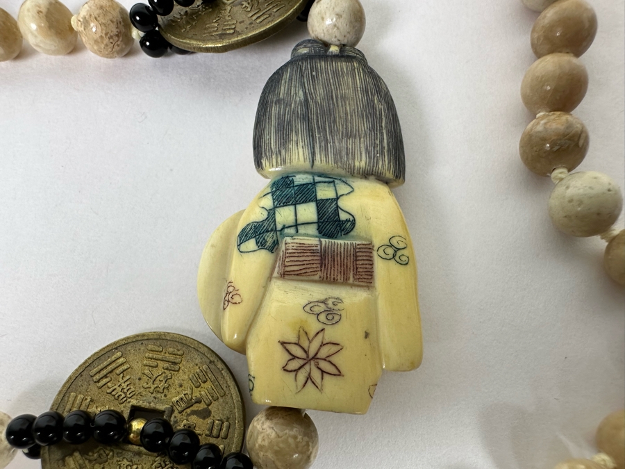 Vintage Japanese Carved Netsuke Pendant Agate Bead 30' Necklace With Onyx And Coins  [Photo 7]