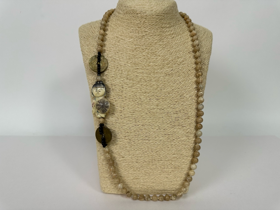 Vintage Japanese Carved Netsuke Pendant Agate Bead 30' Necklace With Onyx And Coins  [Photo 4]