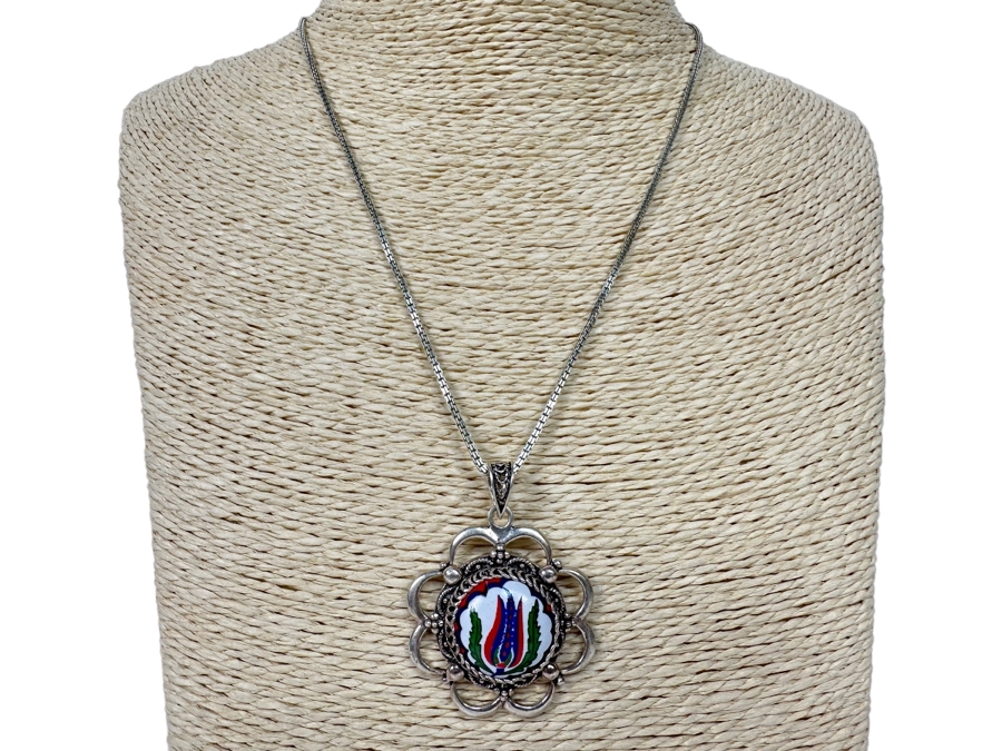 Sterling Silver Pendant From Turkey With Sterling Silver 18' Chain Necklace 15.3g [Photo 1]