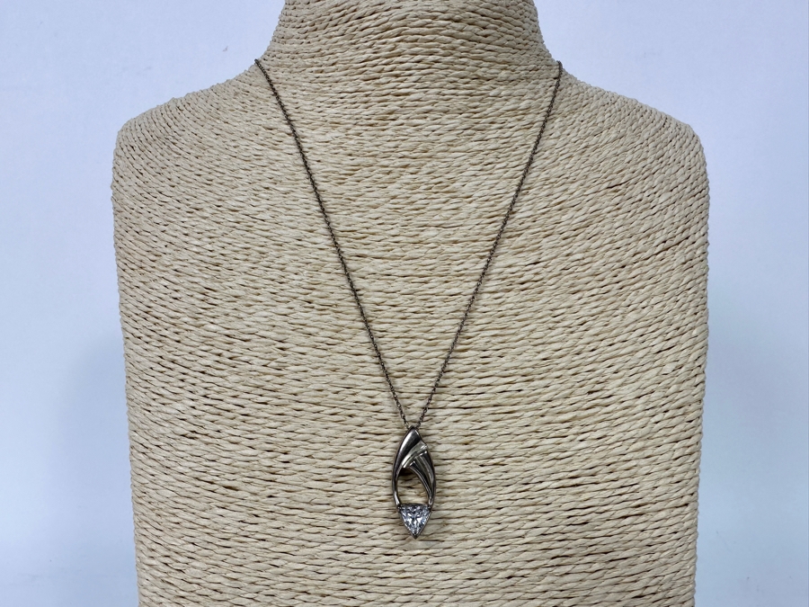 Sterling Silver Pendant With Sterling Silver 18' Necklace 4g [Photo 5]